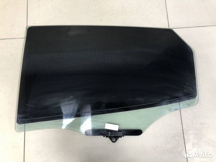 Стекло двери задней левой Hyundai ix35 LM 2010-201