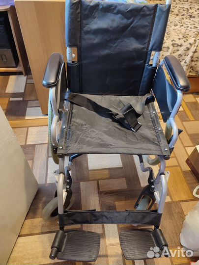 Коляска инвалидная складная новая Армед Н 040