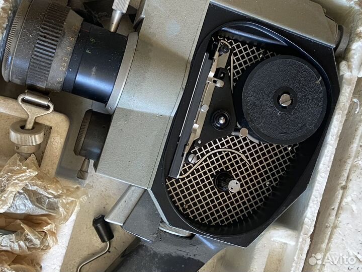 Кинокамера Зенит кварц quarz zoom DS8M-3