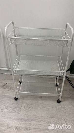 Продаются пластиковые кресла