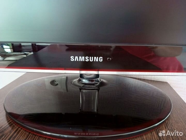 Монитор/телевизор Samsung SyncMaster P2770HD