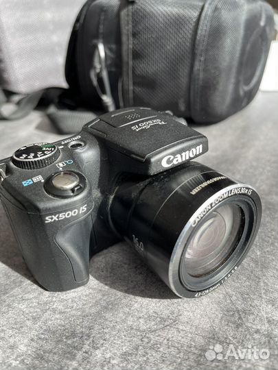 Компактный фотоаппарат Canon PowerShot SX500 IS