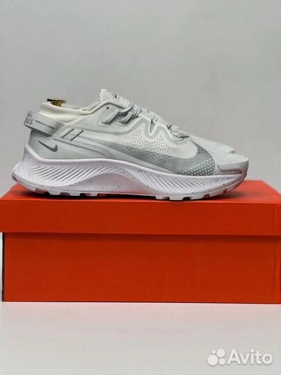 Кроссовки мужские nike