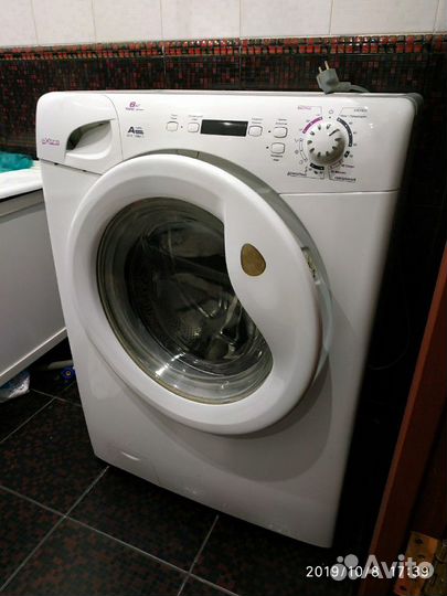Стиральная машина Candy на запчасти. Сломалась