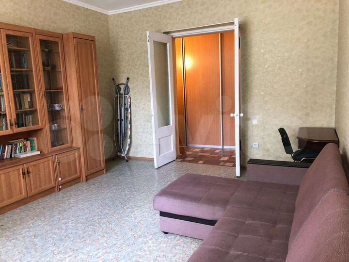 1-к. квартира, 43 м², 1/4 эт.