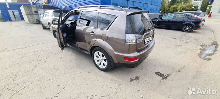 Mitsubishi Outlander 2.4 CVT, 2011, 225 000 км