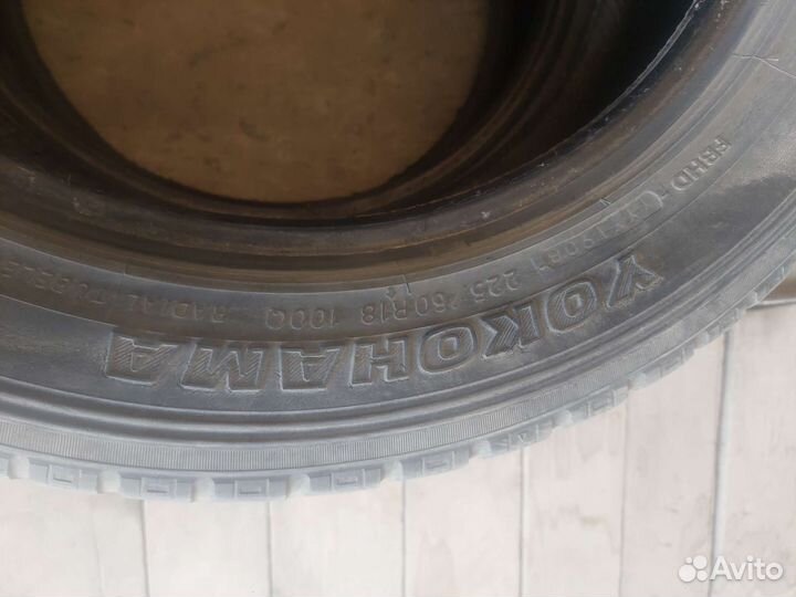Yokohama LT Radial 215 225/6 R18