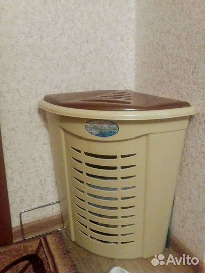 Корзина для белья угловая