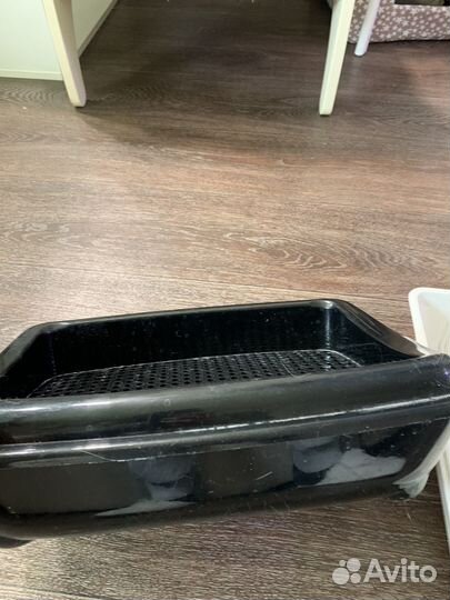 Лоток для кошек большой и малый