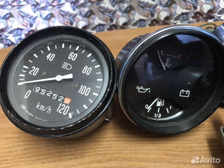 Приборы автомобильные