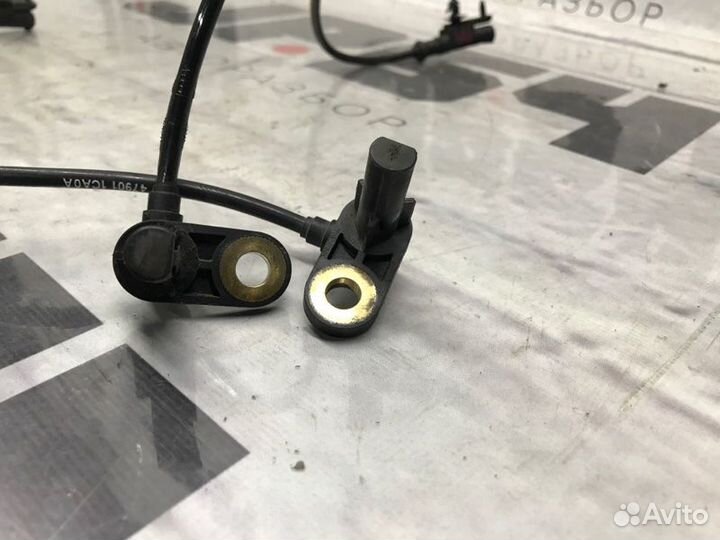 Датчик ABS задний правый Infiniti Fx50 S51 VK50VE