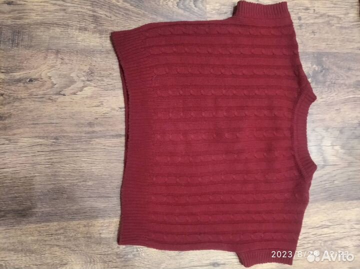 Жилет бордовый школьный