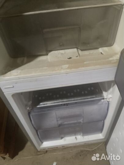 Холодильник на запчасти