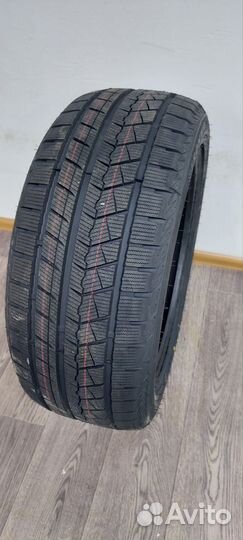 Fronway IcePower 868 275/40 R20 и 315/35 R20 106H
