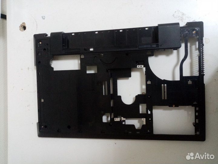 Поддон (нижняя часть) для Samsung NP305V5A