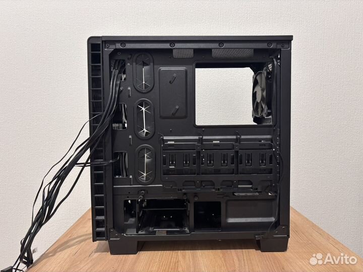 Корпус Corsair 400C