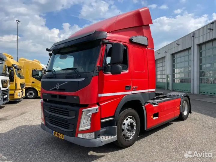 Разбираем европейский грузовик Volvo, FM с 2013