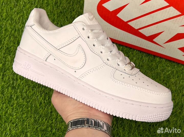 Кроссовки nike air force женские