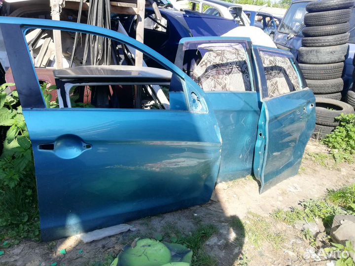 Дверь Митсубиси ASX