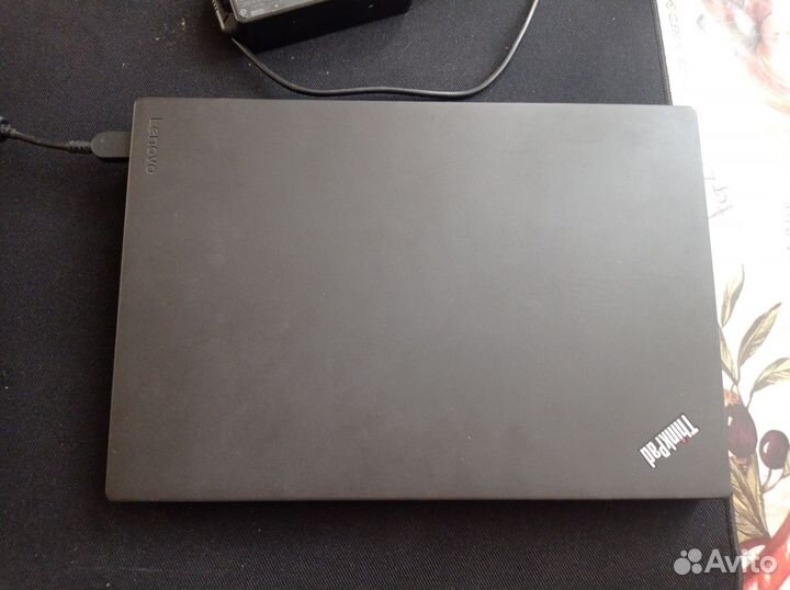 Thinkpad x270 8/250