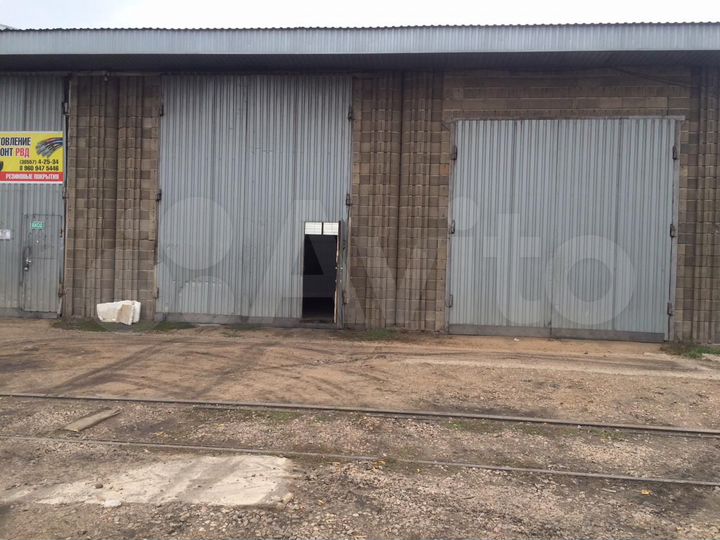 Гараж, > 30 м²