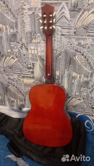 Акустическая гитара