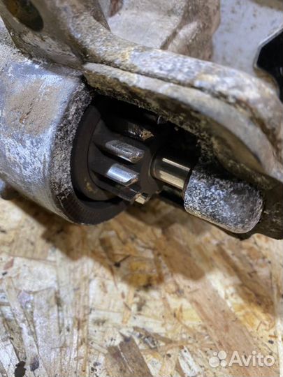 Стартер Ford Mondeo 3 2.0 2003