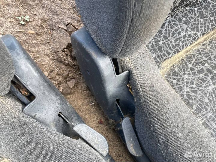 Сиденья передние на Chevrolet Lanos