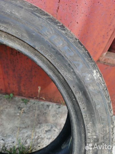 Bridgestone Turanza ER300 235/45 R17 94