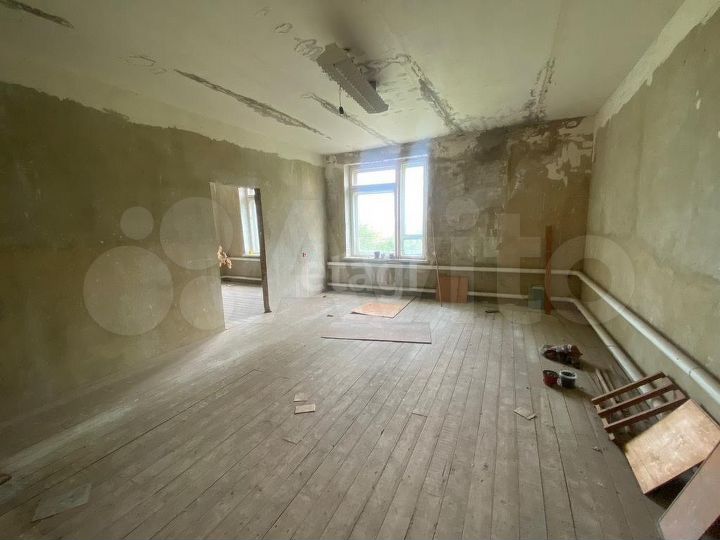 4-к. квартира, 120 м², 2/2 эт.