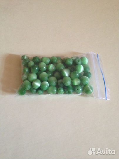 Бусины зеленые 