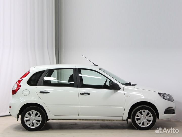 LADA Granta 1.6 МТ, 2021, 31 054 км