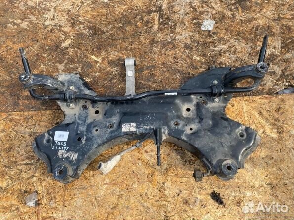 Hyundai Tucson 3 TL подрамник передний 2017