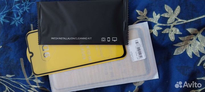 Защитное стекло Samsung Galaxy A40