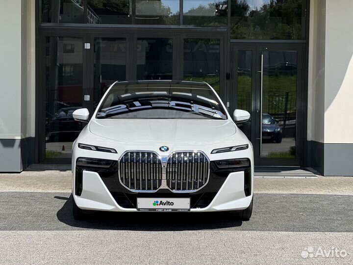 BMW 7 серия 3.0 AT, 2023, 20 км