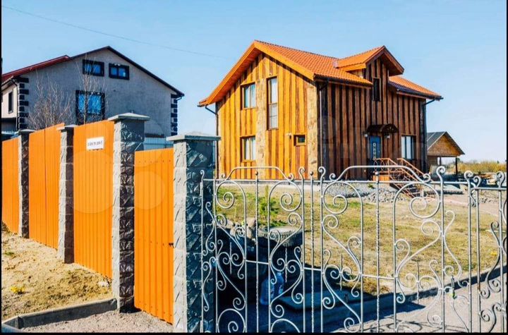 Дом 160 м² на участке 15 сот.