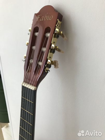 Продам гитару Fabio fb3610n 3/4
