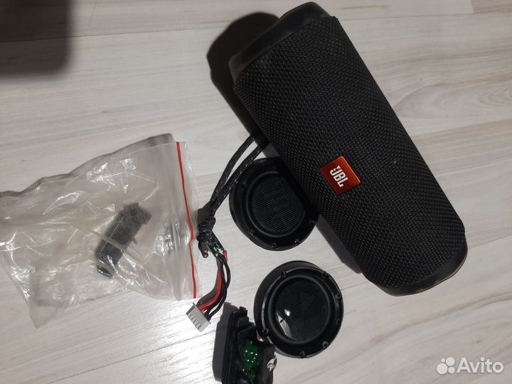 Колонка jbl флип 4