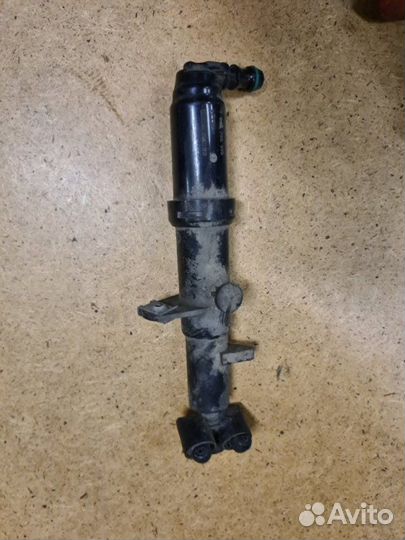 Форсунка омывателя фар левая Mercedes-Benz S-Klass