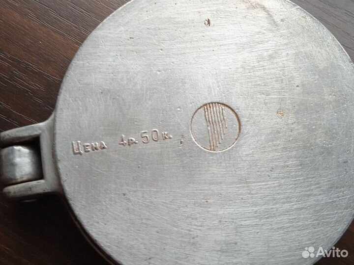 Орешница и вафельница