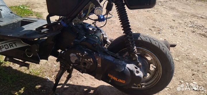 Скутер 139 qmb