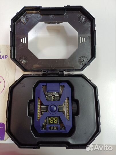 Зажигалка с фонариком спиннер