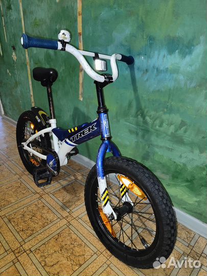 Детский велосипед trek JET 16
