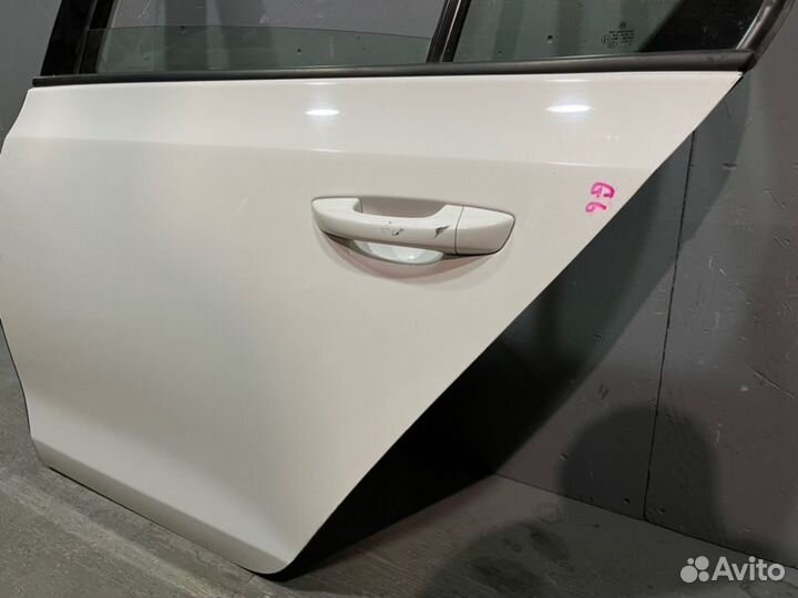 Дверь задняя левая Volkswagen Golf 6