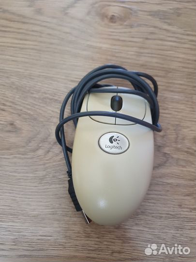 Мышь Logitech, USB