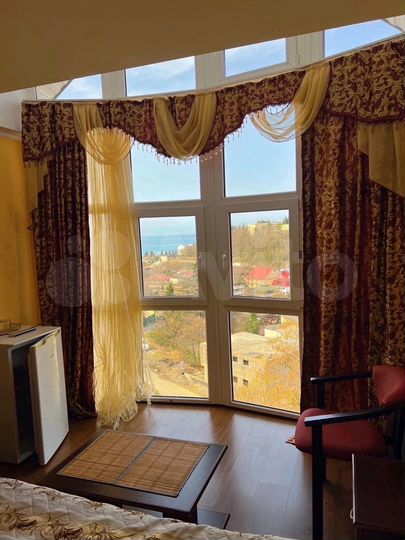 Комната 25 м², 1/4 эт.