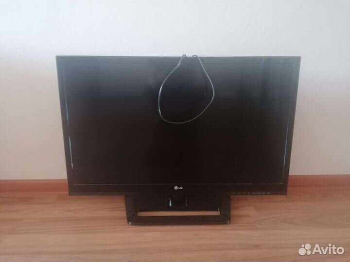 Телевизор LG 32
