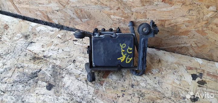 Блок ABS (насос) Hyundai i20 2008-2014