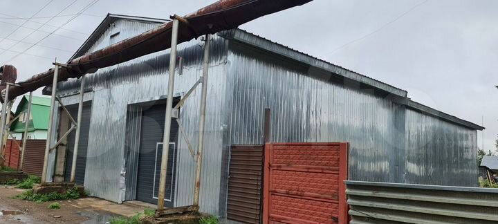 Машиноместо, > 30 м²