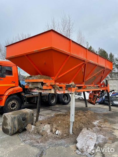 Пескоразбрасыватель кдм